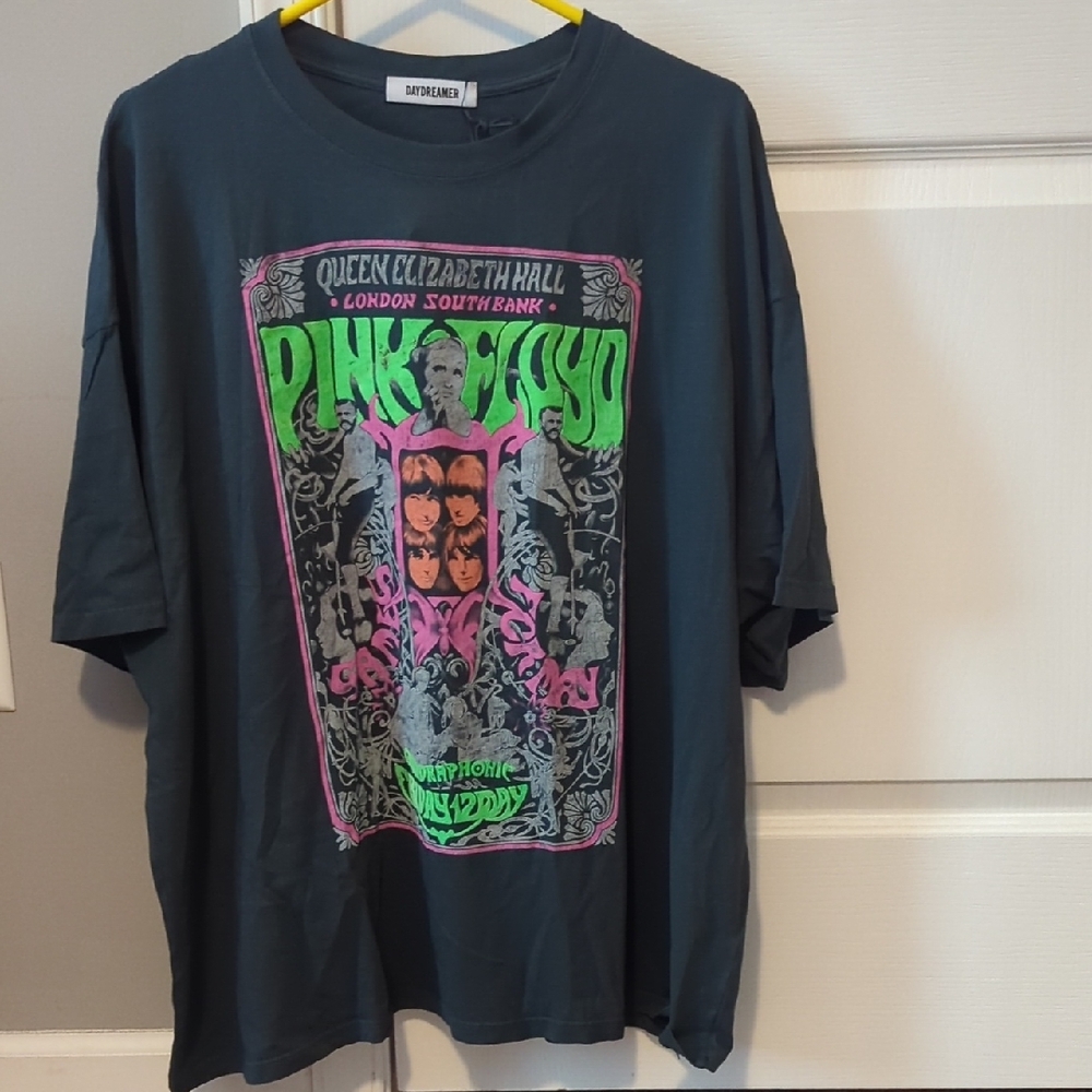 Pink Floyd Graphic Tee